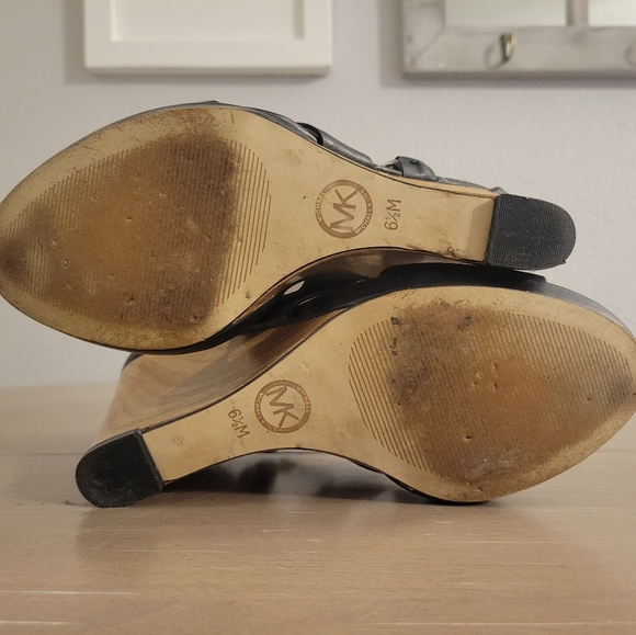 Michael Kors Briyette Wedge Sz 6.5 - Picture 12 of 12